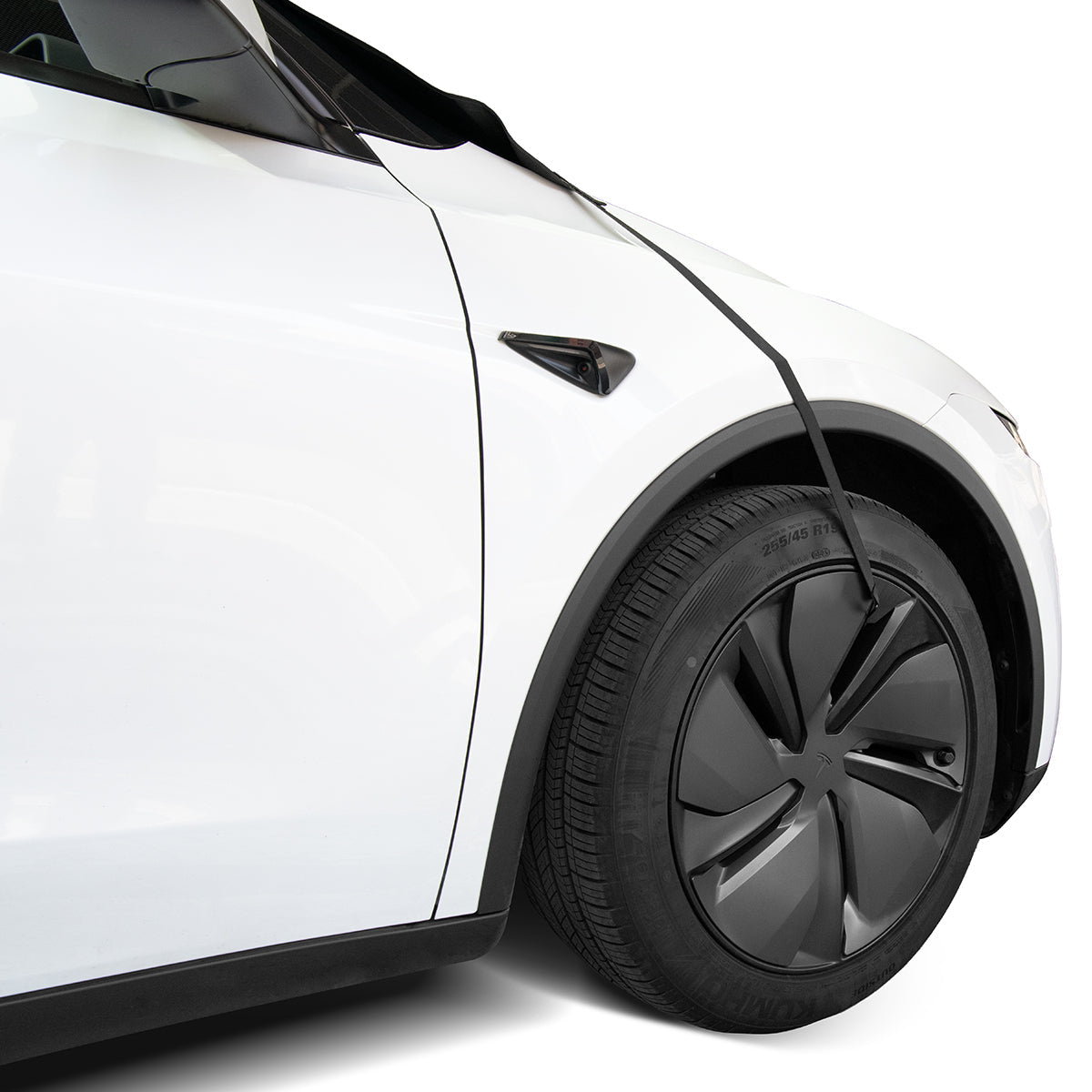 ACP10950 - Windshield Cover | WC100 in Black showing strap on the wheel