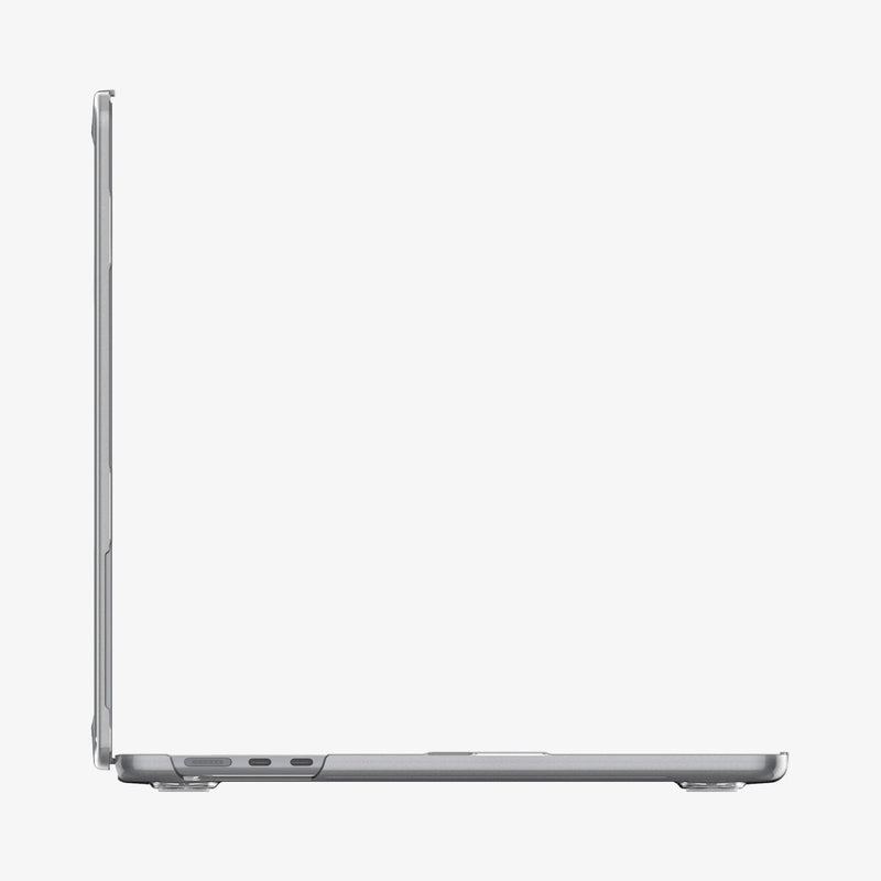 ACS06957 - MacBook Air 15-inch Case Thin Fit in Crystal Clear showing the side
