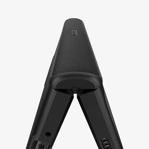 ACS03078 - Galaxy Z Fold 3 Case Slim Armor Pro in black showing a close up of the hinge