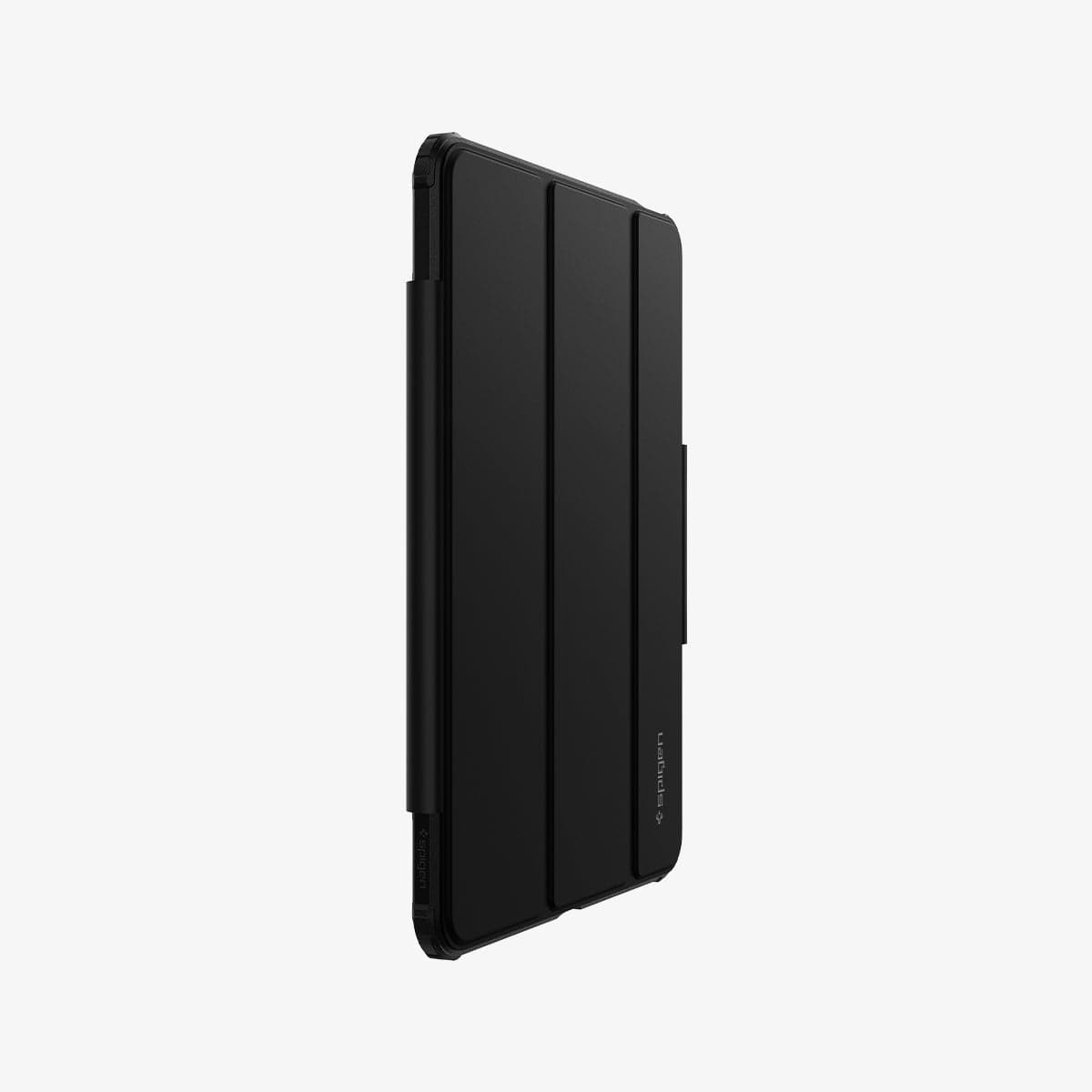 ACS02697 - iPad Air 10.9" (2022 / 2020) Case Ultra Hybrid Pro in black showing the front and side