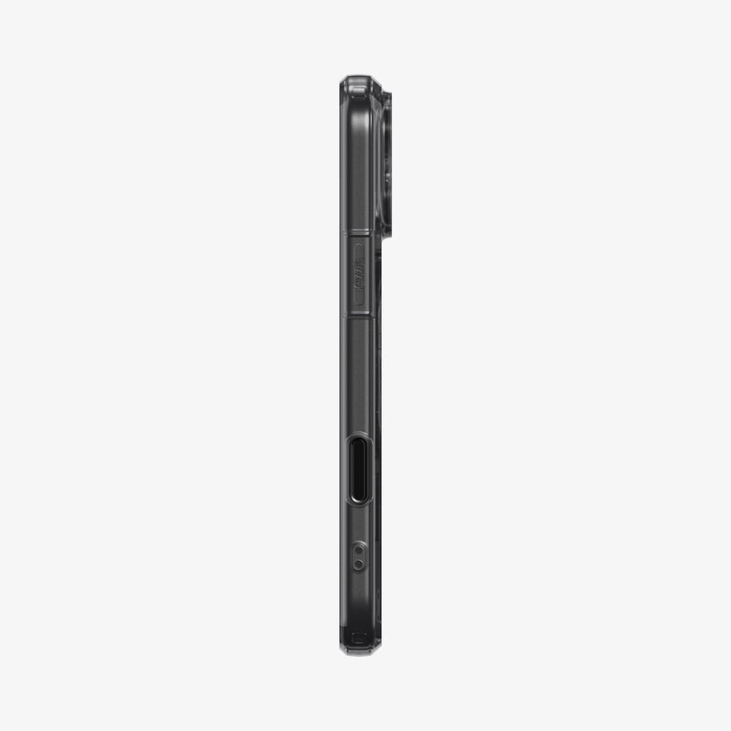 ACS10078 - iPhone 17 Pro Ultra Hybrid T (MagFit) in Matte Black showing the side