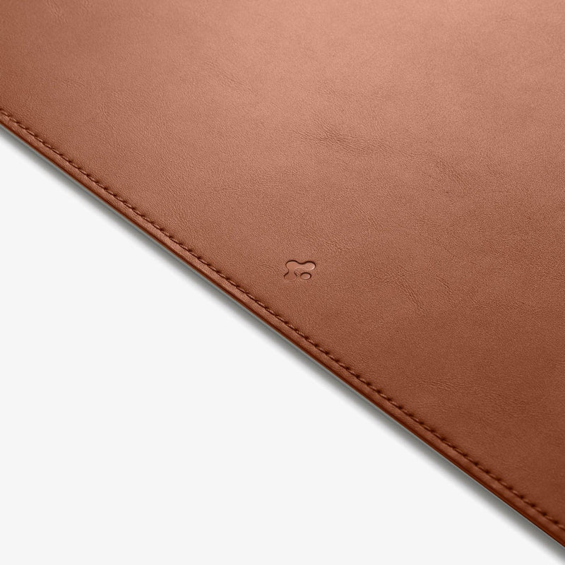 APP04761 - LD301 Mousepad in brown showing the bottom zoomed in on Spigen logo