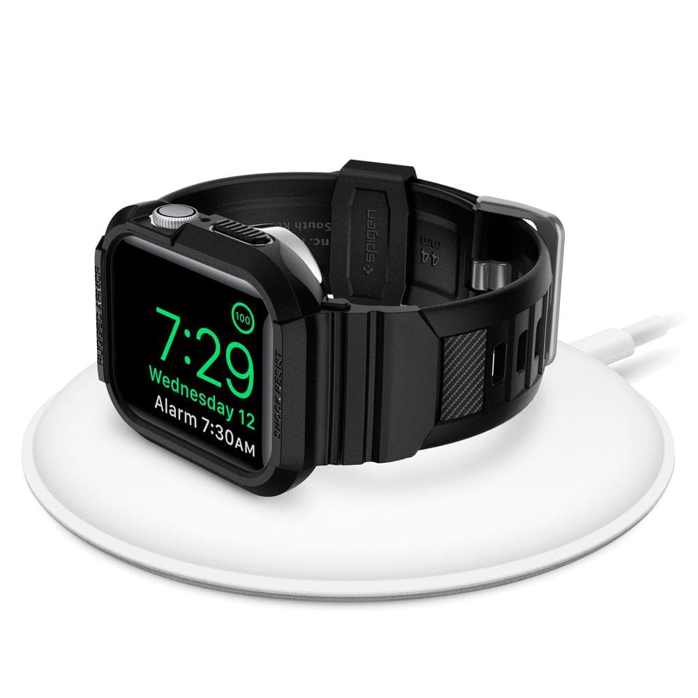 Rugged Armor Pro	Black	showing a front facing view of the	Apple Watch Series 5/4 (44mm)	device.